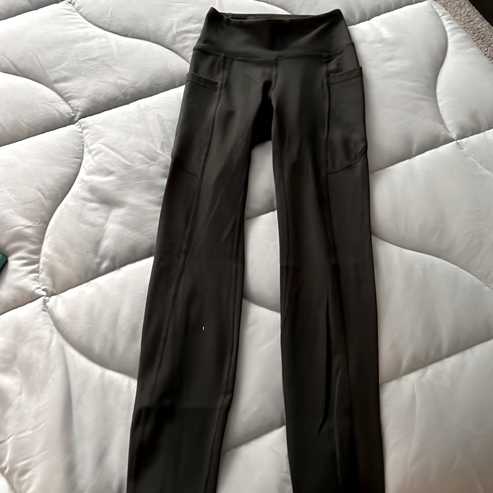 Gilly Hicks Black Athletic Leggings